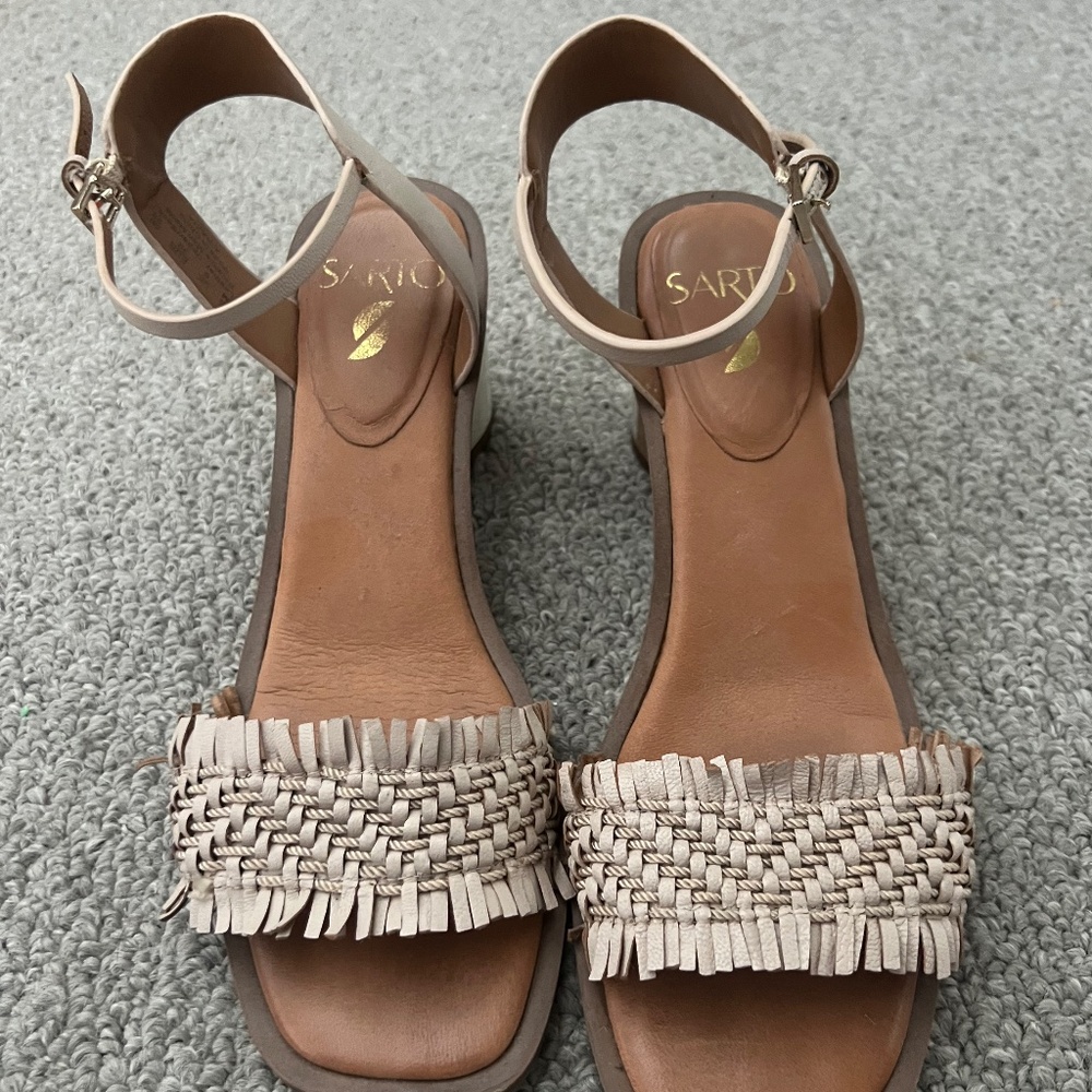 Sarto Heel - Picture 5 of 6
